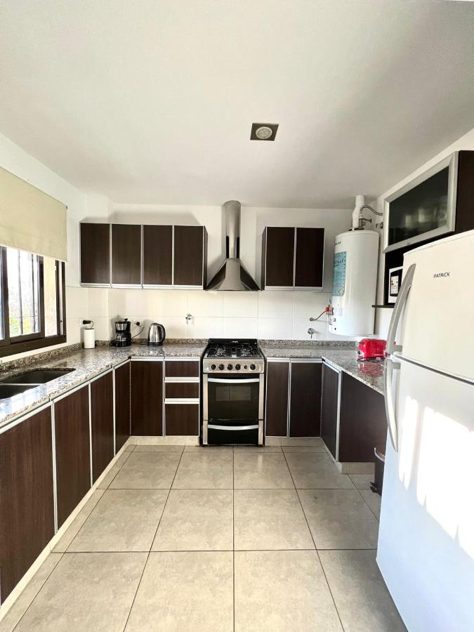 דירות מנדוזה Luminoso Departamento En Zona Residencial מראה חיצוני תמונה